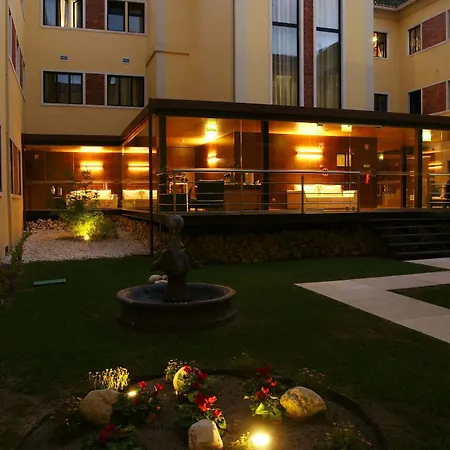 Your Hotel&spa Hotel