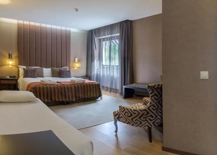 Your & Hotel Alcobaca